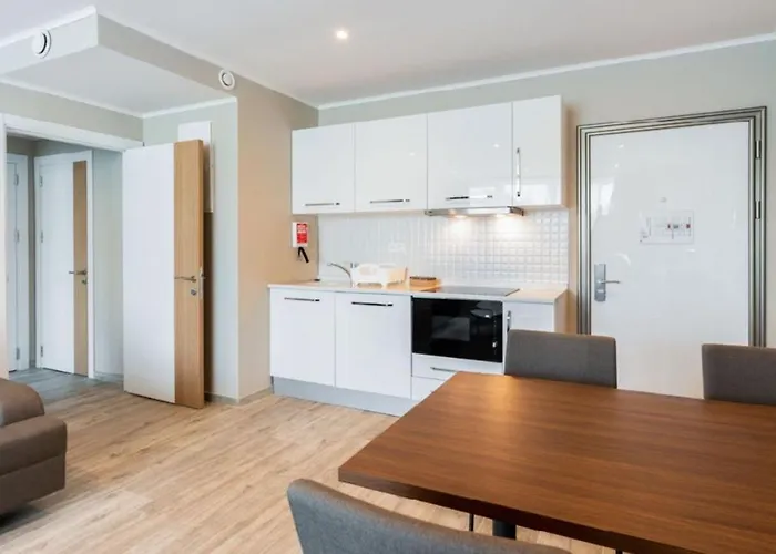 Flat Midi 33 3* Brussels