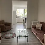 Dreamland Eu, Apartman *