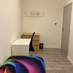 Dreamland Eu, Apartman *