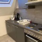 Dreamland Eu, Apartman *