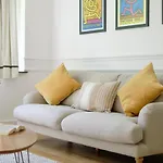 The Good House 3*