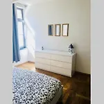 En Plein Coeur De Bruxelles. Superbe Duplex.a Voir!