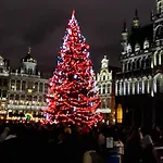 Sleep And Enjoy Brussels