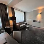 Western Royal Centre 3*