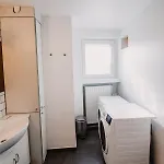 Beautiful In Porte De Namur Ξενοδοχείο με διαμερίσματα