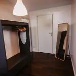 Ξενοδοχείο με διαμερίσματα Beautiful In Porte De Namur *