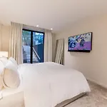 Luxury 3 Bedrooms Townhouse In Perfect Location Apartamento