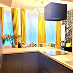 Brand New Camelia With Private Bathroom Gasthof Brüssel