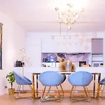 R213 Residences Botanique Brussel