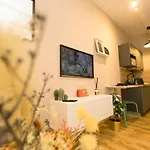 Golden Dove Luxury Aparts *