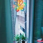 Habitación en casa particular Cozy With Share The Bathroom And Kitchen