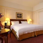 Le Plaza Hotel