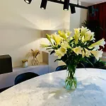 Urbanstay Grand Place Luxury * Брюссель