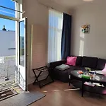 Studio Entier Avec Balcon - Tour Et Taxis * Bruxelles