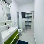 아파트 Cosy Pres Du Centre *