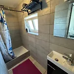Dreamland Eu, Apartman Brüsszel