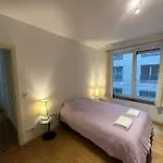 3 Bedroom In Center With Balcony View