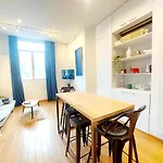 New Stylish Grand Place Center Duplex דירה