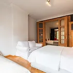 شقة Spacious In Brussels, Large Private Garden بروكسل