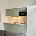 Hyper Centre *