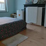 Accommodatie bij particulieren Confortable Avec Un Lit Double A Schaerbeek Cle Bleu *