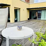 Down Town Penthouse With Private Parking Apartment Brüssel