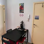 Appartement Studio Entier Avec Balcon - Tour Et Taxis Bruxelles