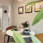 Chaussee De Wavre Family App's Apartment Brüssel