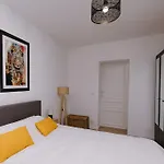 Aparthotel Grand Place 22