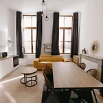 Aparthotel Grand Place 22 3*