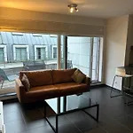 With Balcony In Center * Βρυξέλλες