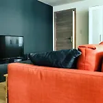 Fully Equipped Two Bedroom Schuman Area * Bruxelles