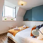 Exclusive 2br With Unesco Views