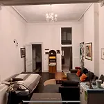 Art Apartman *