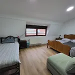 La Maison De Carlos Konukevi Brüksel