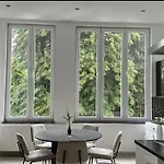 Cozy And Luxurious In Brussels, Laeken Daire