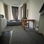 European District Guest house *