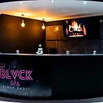 B&B Blvck 4*