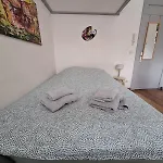דירה Alicia's Duplex European Quarter בריסל