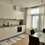 Bora * Bruxelles