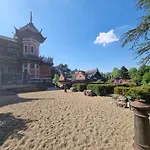 Chinese Pavilion Park - Magnificent *