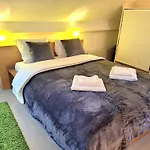 Apartment Cosy Flat, Location *