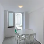 Luxury 2br & Jacuzzi Near Expo 12 & Ing Arena Apartmán Brusel