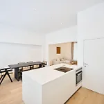 Apartamento Louise Gallery *