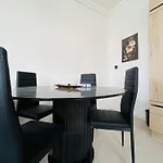 Apartman Garden's Jacuzzi 1 *