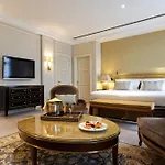 Le Plaza 5*