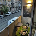 Apartment Stylish, Modern & Spacious In