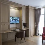 Le Dixseptieme 4*