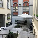 Le Dixseptieme 4* Brussels