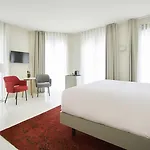 9hotel Sablon Hotel 4*